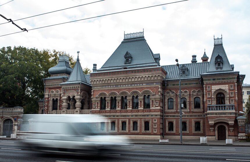 Москвичи посетили с экскурсией палаты Аверкия Кириллова 1 фото