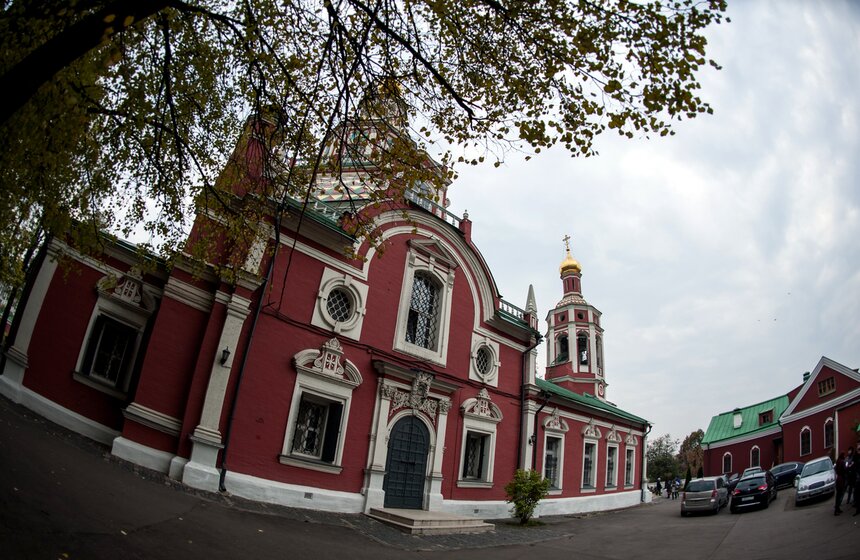 Москвичи посетили с экскурсией палаты Аверкия Кириллова 3 фото