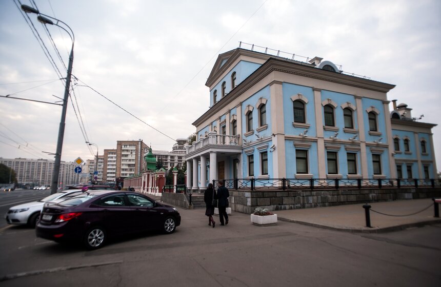 Москвичи посетили с экскурсией палаты Аверкия Кириллова 5 фото