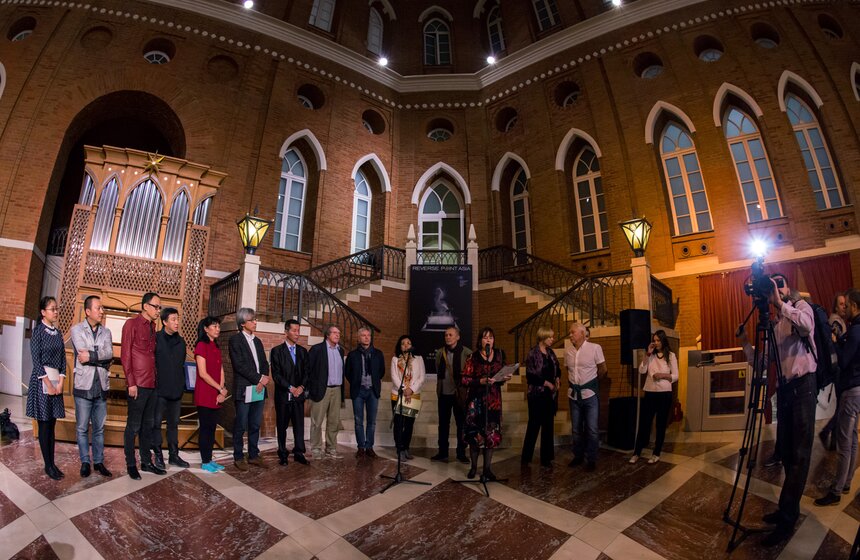 Выставка "Реверс Точка Азия" в Хлебном доме "Царицыно" 7 фото