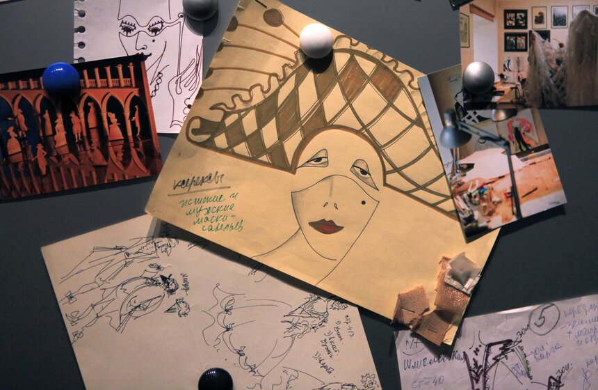 Выставка Аллы Коженковой "Неопознанные объекты" 19 фото