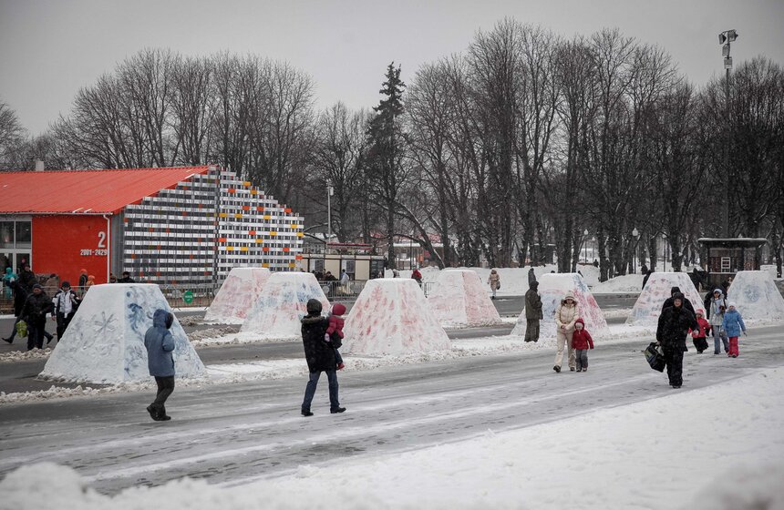 В парке имени Горького работает "Площадь иллюзий" 14 фото