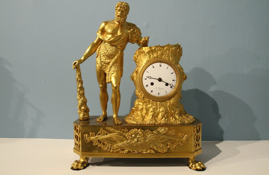 В ЦДХ открылся 39-й Российский Антикварный Салон 6 фото