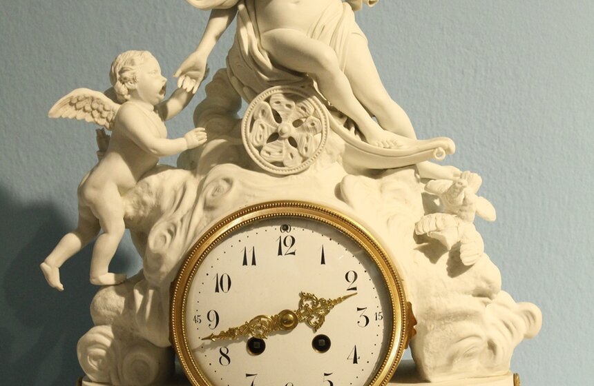 В ЦДХ открылся 39-й Российский Антикварный Салон 10 фото