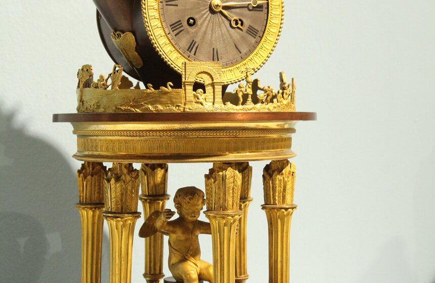 В ЦДХ открылся 39-й Российский Антикварный Салон 12 фото