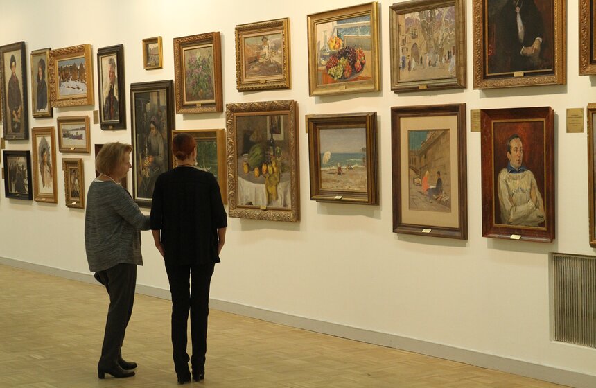 В ЦДХ открылся 39-й Российский Антикварный Салон 18 фото