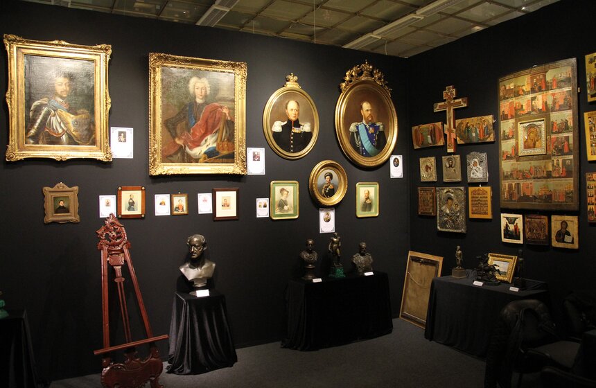 В ЦДХ открылся 39-й Российский Антикварный Салон 31 фото