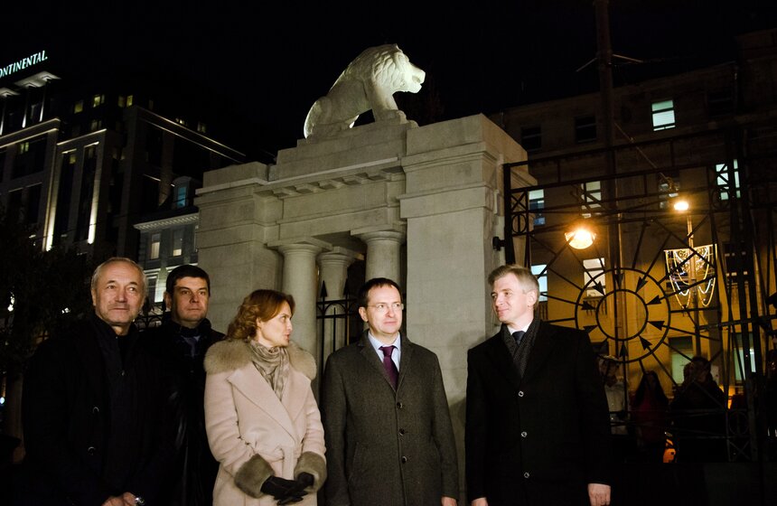 Открытие фасадов Музея современной истории в "Ночь искусств" 20 фото