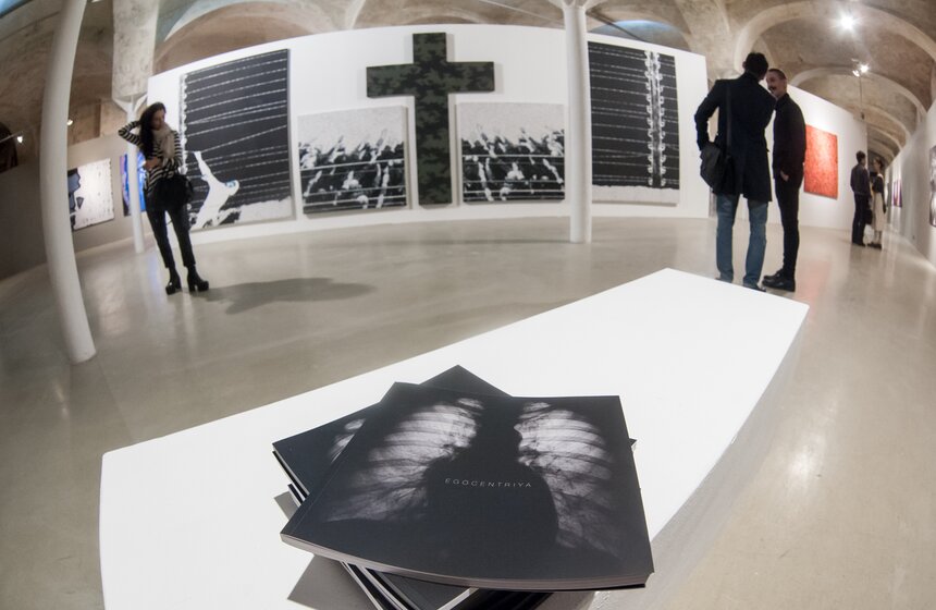 Выставка "Эгоцентрия" на "Винзаводе" 1 фото