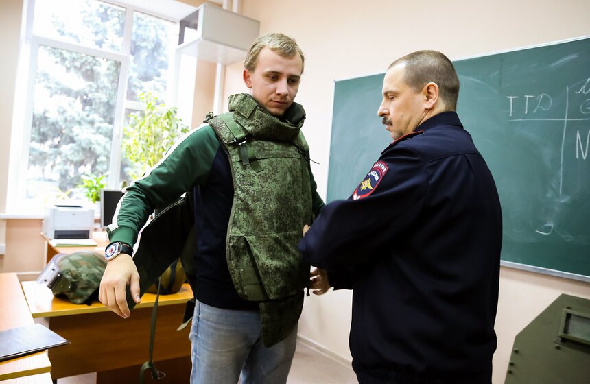 Как устроен учебный центр столичной полиции 32 фото