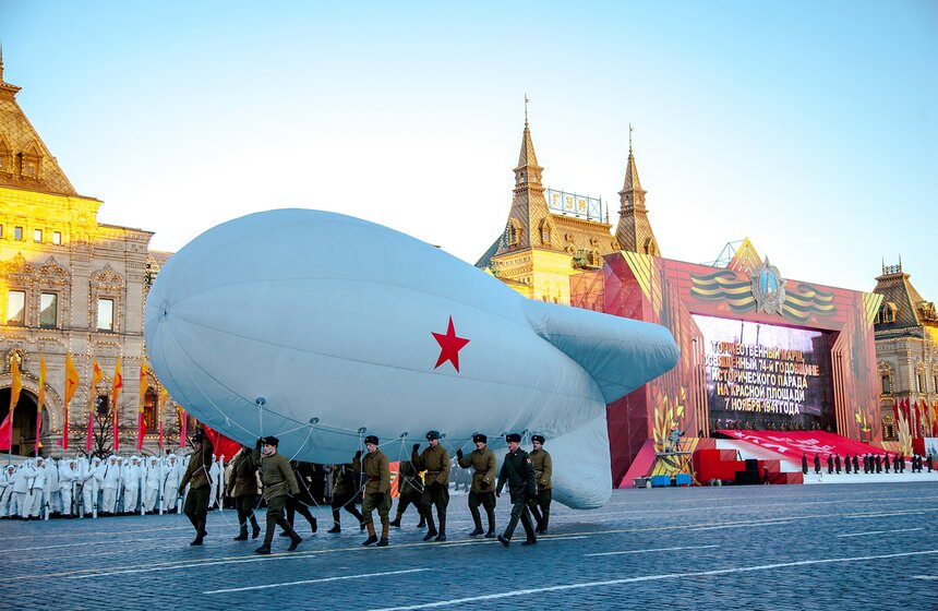 Генеральная репетиция марша, посвященного параду 1941 года 3 фото