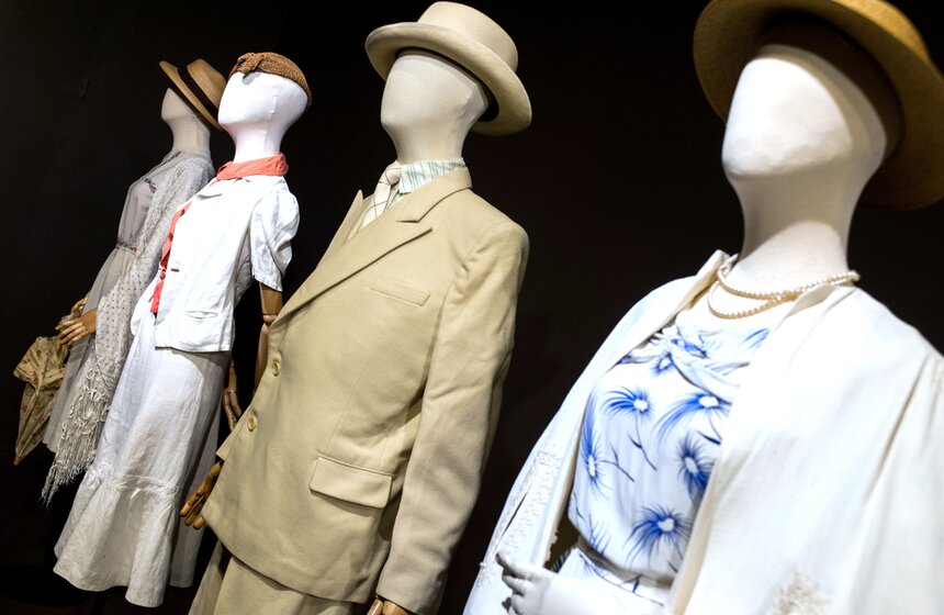 На ВДНХ открылась выставка о моде в России за 100 лет 12 фото