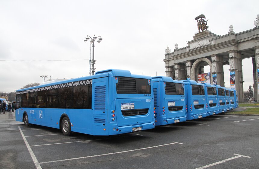 Москва закупила около 7 тысяч единиц общественного транспорта 7 фото