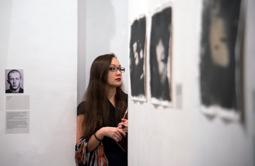 Выставка "Голоса" в Галерее "АЗ" 17 фото