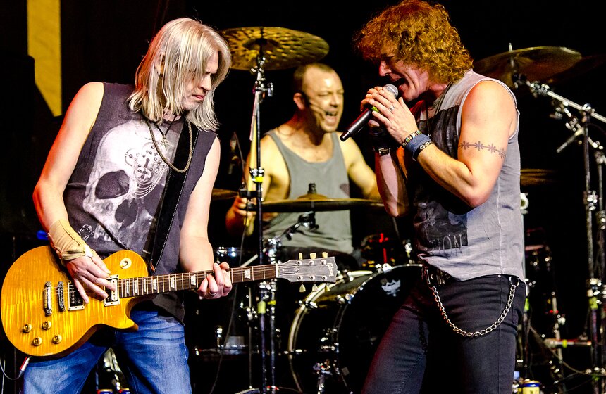 Концерт группы Nazareth в "Крокус Сити Холле" 5 фото