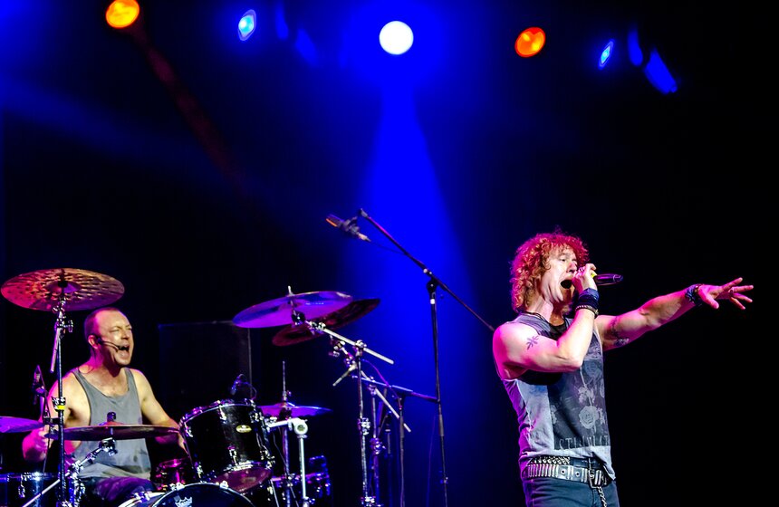 Концерт группы Nazareth в "Крокус Сити Холле" 15 фото