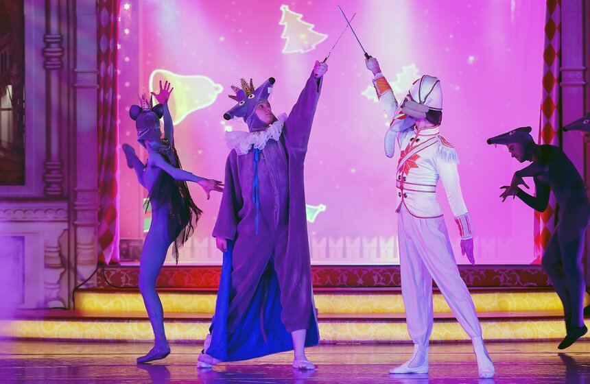 В Детском магазине на Лубянке показали балет "Щелкунчик" 6 фото