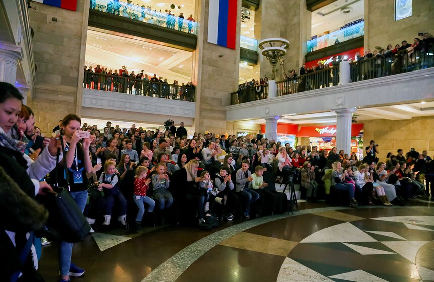 В Детском магазине на Лубянке показали балет "Щелкунчик" 17 фото
