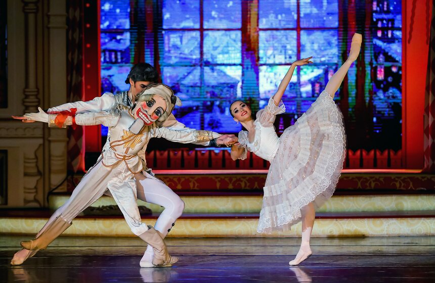 В Детском магазине на Лубянке показали балет "Щелкунчик" 4 фото