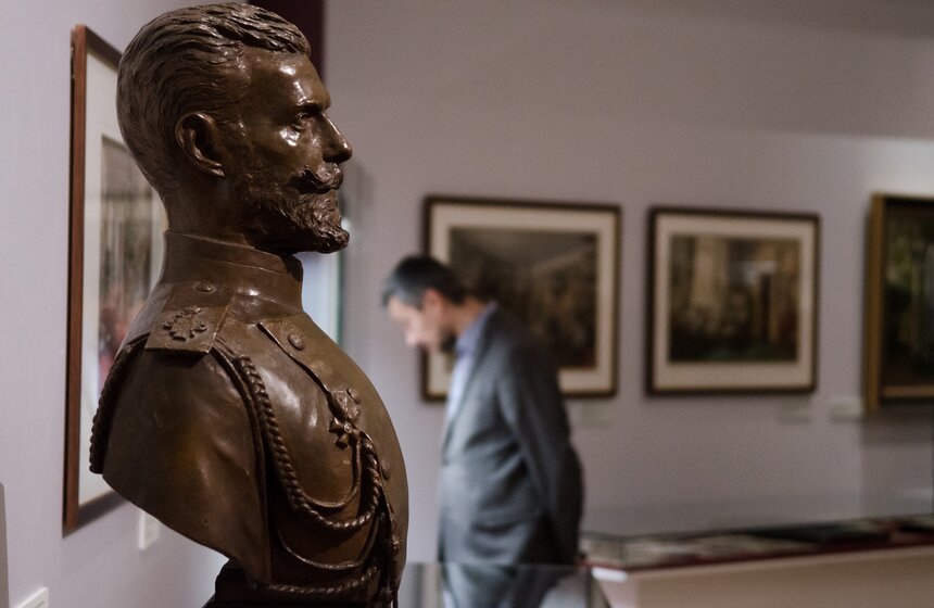 В Историческом музее открылась выставка, посвященная Романовым 7 фото