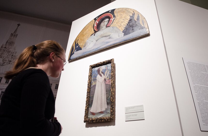 В Историческом музее открылась выставка, посвященная Романовым 15 фото