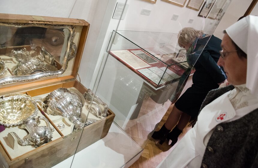 В Историческом музее открылась выставка, посвященная Романовым 19 фото