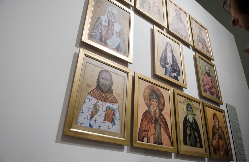 В Историческом музее открылась выставка, посвященная Романовым 23 фото