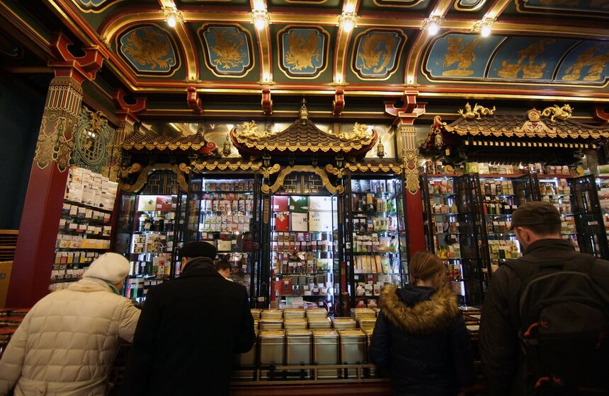 Отреставрирован первый этаж "Чайного магазина Перлова" 12 фото