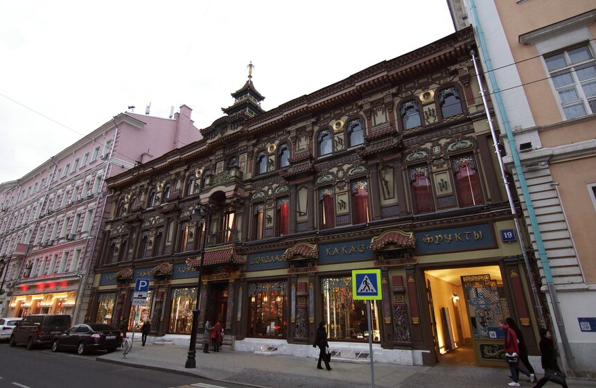 Отреставрирован первый этаж "Чайного магазина Перлова" 7 фото