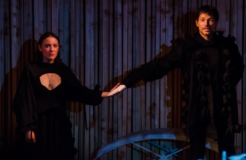 Хэллоуин в "Аптекарском": концерт в тропиках и "Кленовый Джек" 23 фото