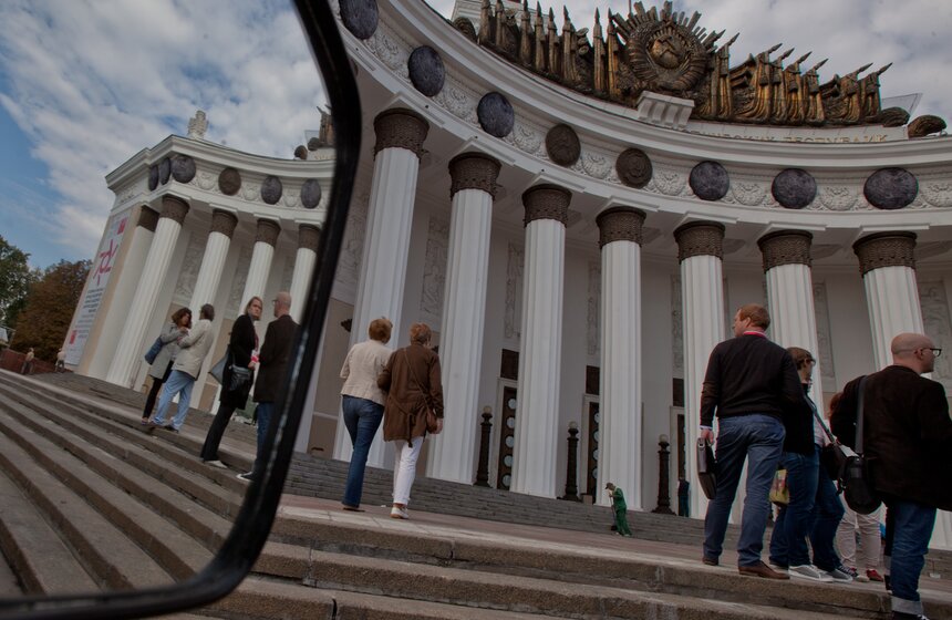 Открытие VI Московской биеннале современного искусства 25 фото