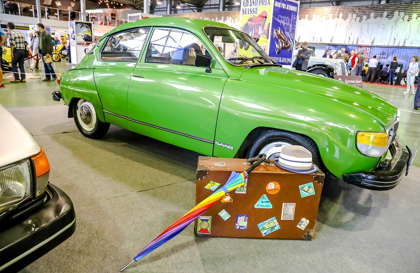 В Сокольниках показали легендарные гоночные автомобили 17 фото