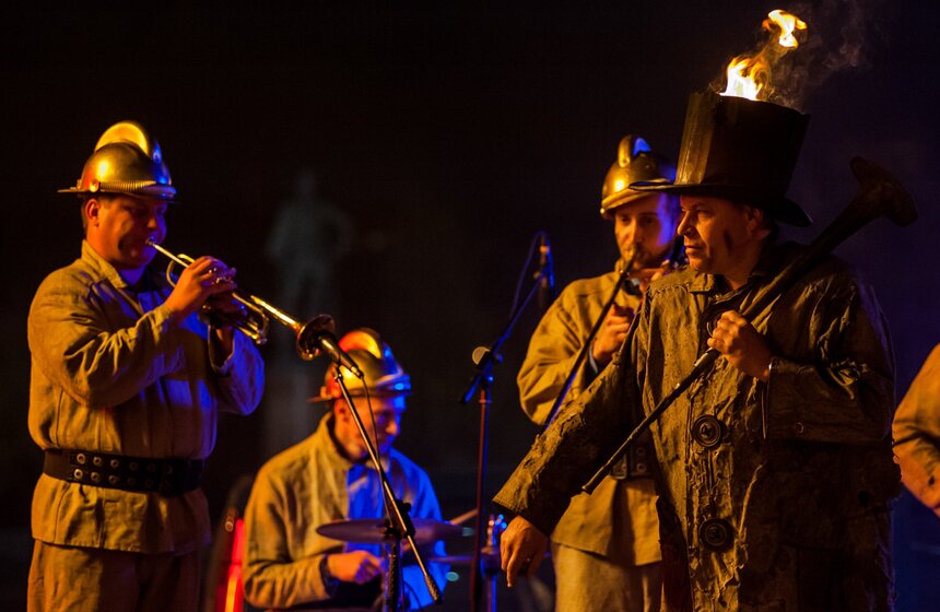 Фестиваль необычных театров "Лестница" прошел в столице 20 фото