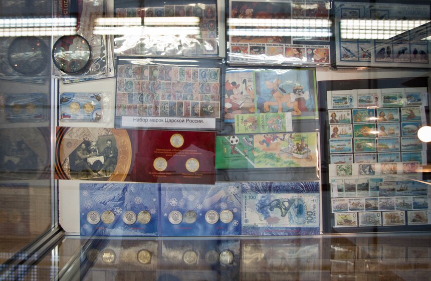 Выставка "Старая бумага" в Центральном доме художника 6 фото