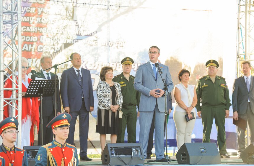 На Аллее героев космоса открыли памятник Владимиру Челомею 13 фото