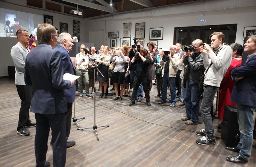 Выставка к 90-летию театра Ермоловой в музее Бахрушина 12 фото