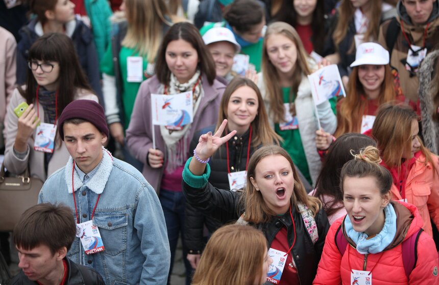 Парад российского студенчества прошел на Поклонной горе 10 фото