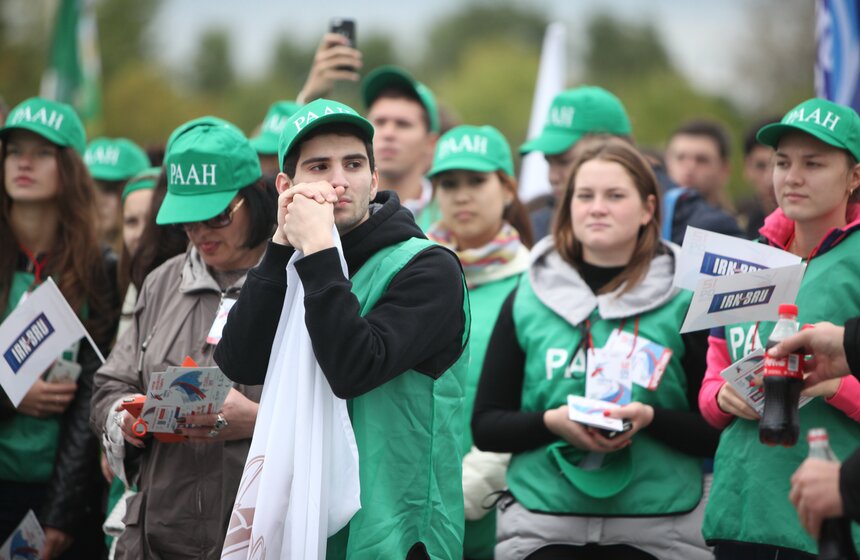 Парад российского студенчества прошел на Поклонной горе 23 фото