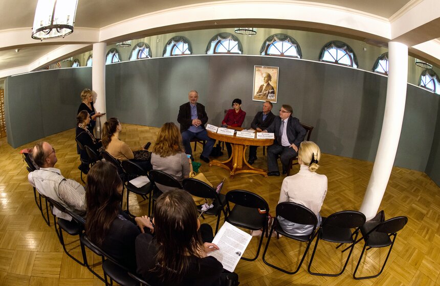 Выставка, посвященная поэту Андрею Белому, в музее Пушкина 3 фото