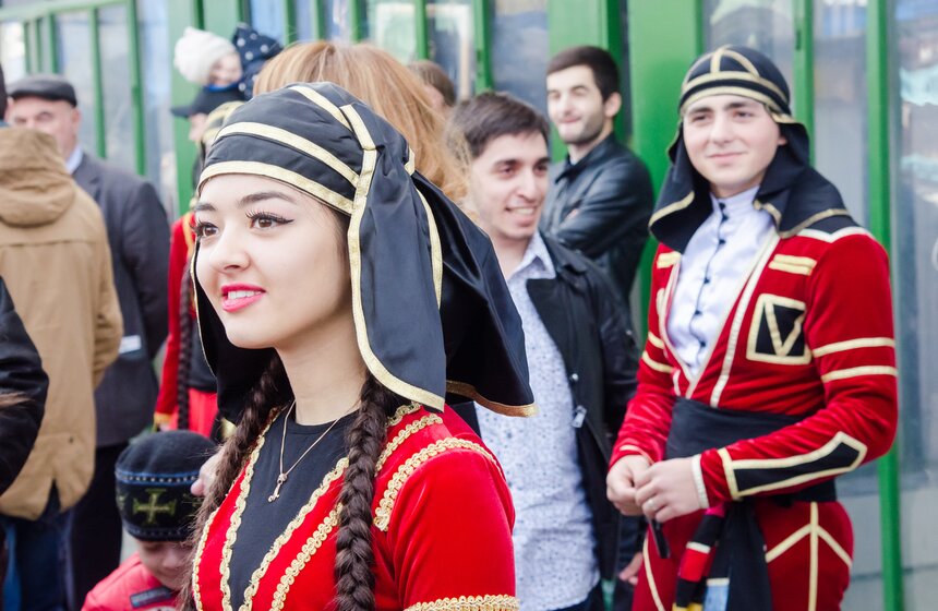 В саду "Эрмитаж" состоялся праздник "Тбилисоба" 4 фото