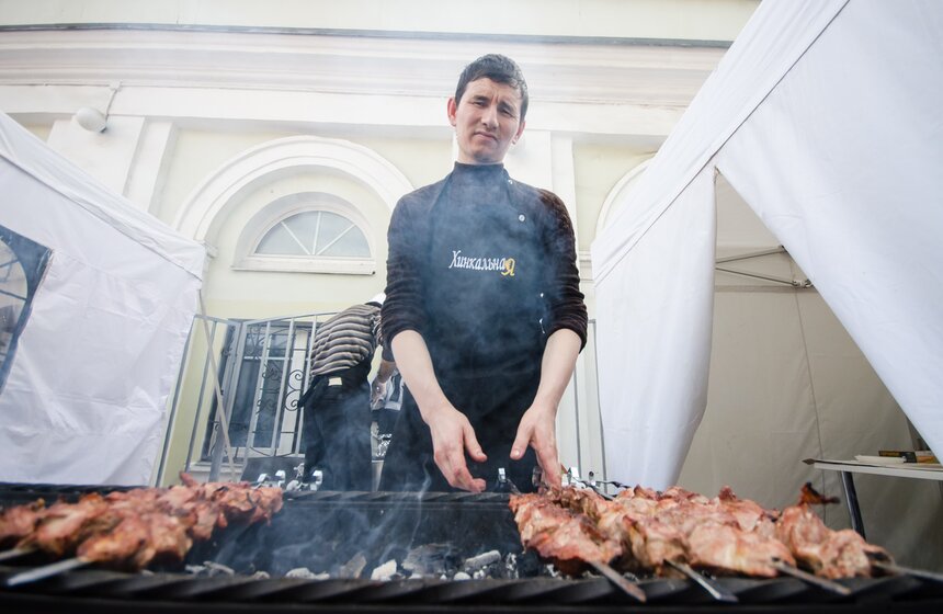 В саду "Эрмитаж" состоялся праздник "Тбилисоба" 15 фото