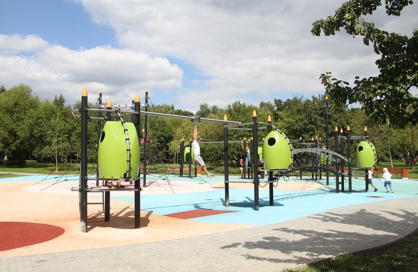 Благоустройство города: велодорожки, зеленые зоны и парки 19 фото