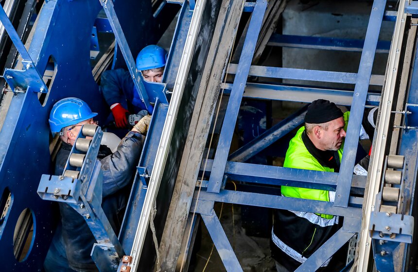 Реконструкция вестибюля станции метро "Ботанический сад" 15 фото