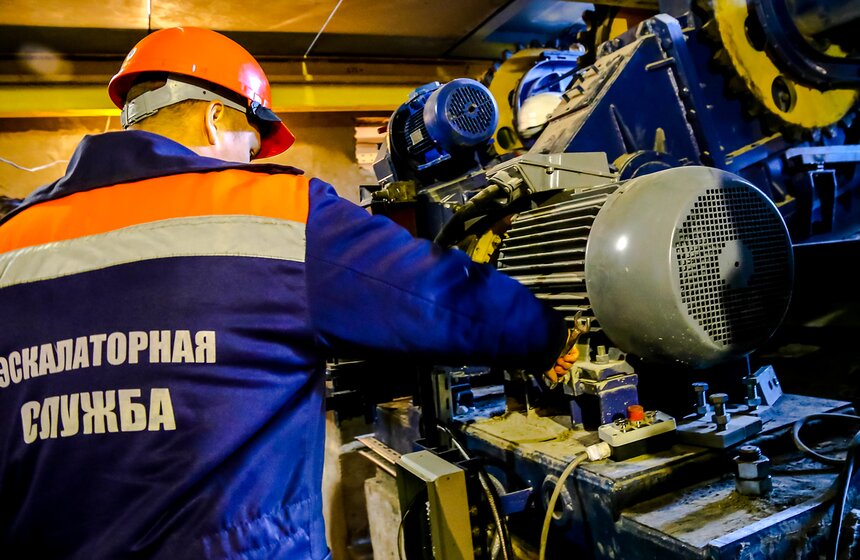 Реконструкция вестибюля станции метро "Ботанический сад" 9 фото