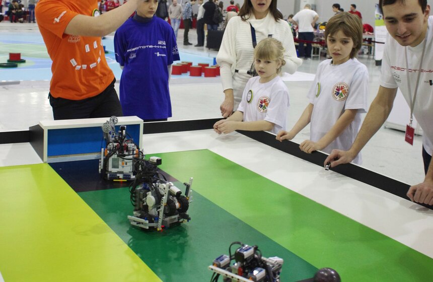 Молодежный робототехнический фестиваль "РобоФест-2013" 15 фото