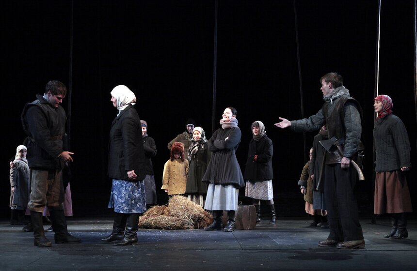 Спектакль "Братья и сестры" в Малом драматическом театре 9 фото