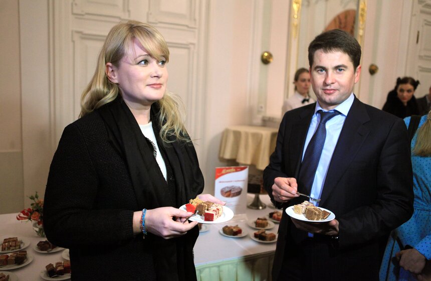 Москвичи выбрали символ столичного лакомства 15 фото