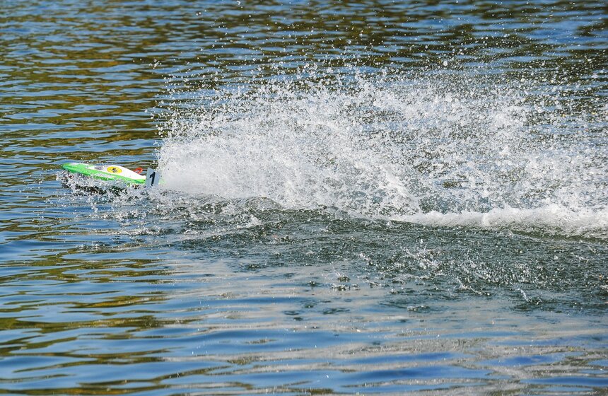 В "Сокольниках" состоялся Кубок парка по судомодельному спорту 24 фото