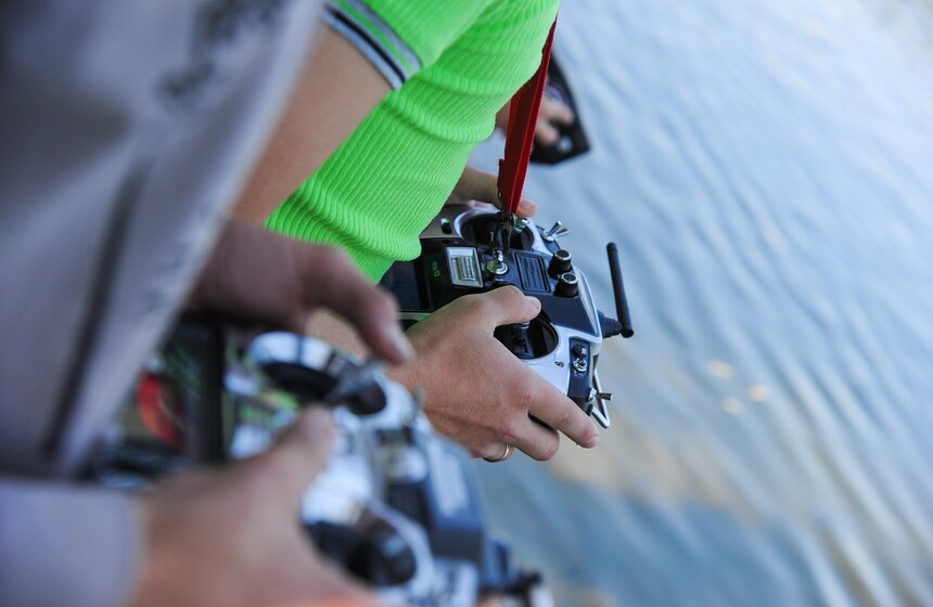 В "Сокольниках" состоялся Кубок парка по судомодельному спорту 21 фото