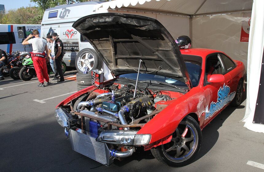 Собянин вручил награды победителям гонки "Формула студент" 4 фото